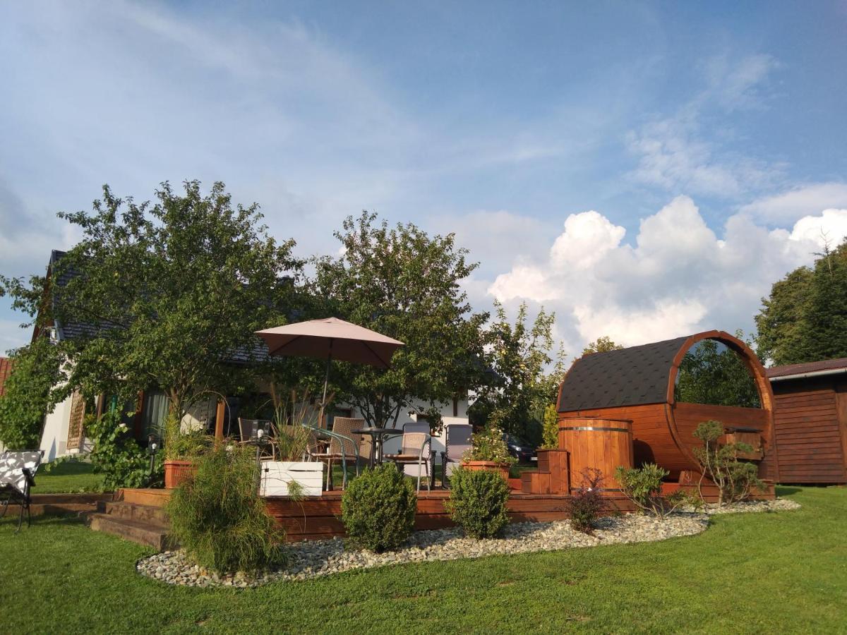 Apartamenty Rownia 2 Ustrzyki Dolne Buitenkant foto